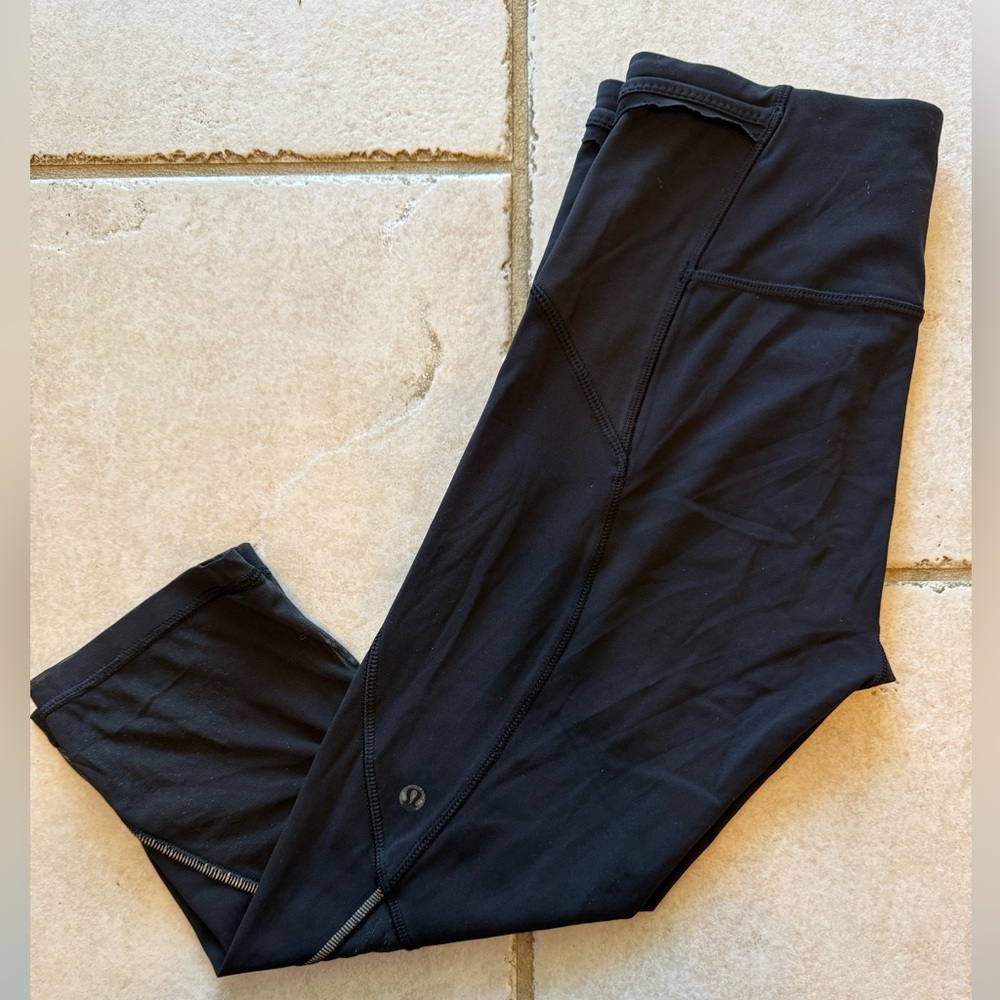 Lululemon Athletica Black cropped Leggings with mesh bottom